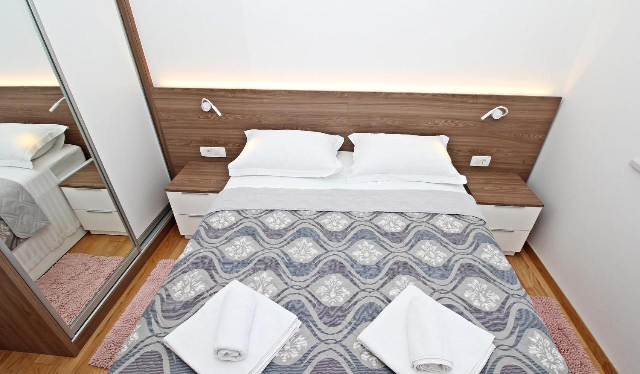 Blue Lagoon Apartments Zadar Buitenkant foto